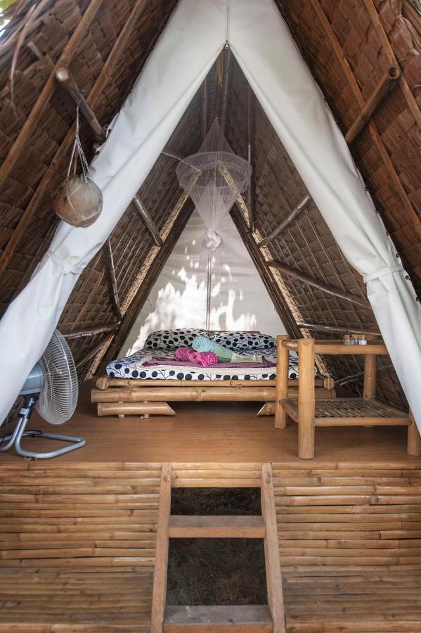 Georgia'S Neverland Hostel Đảo Malapascua Ngoại thất bức ảnh