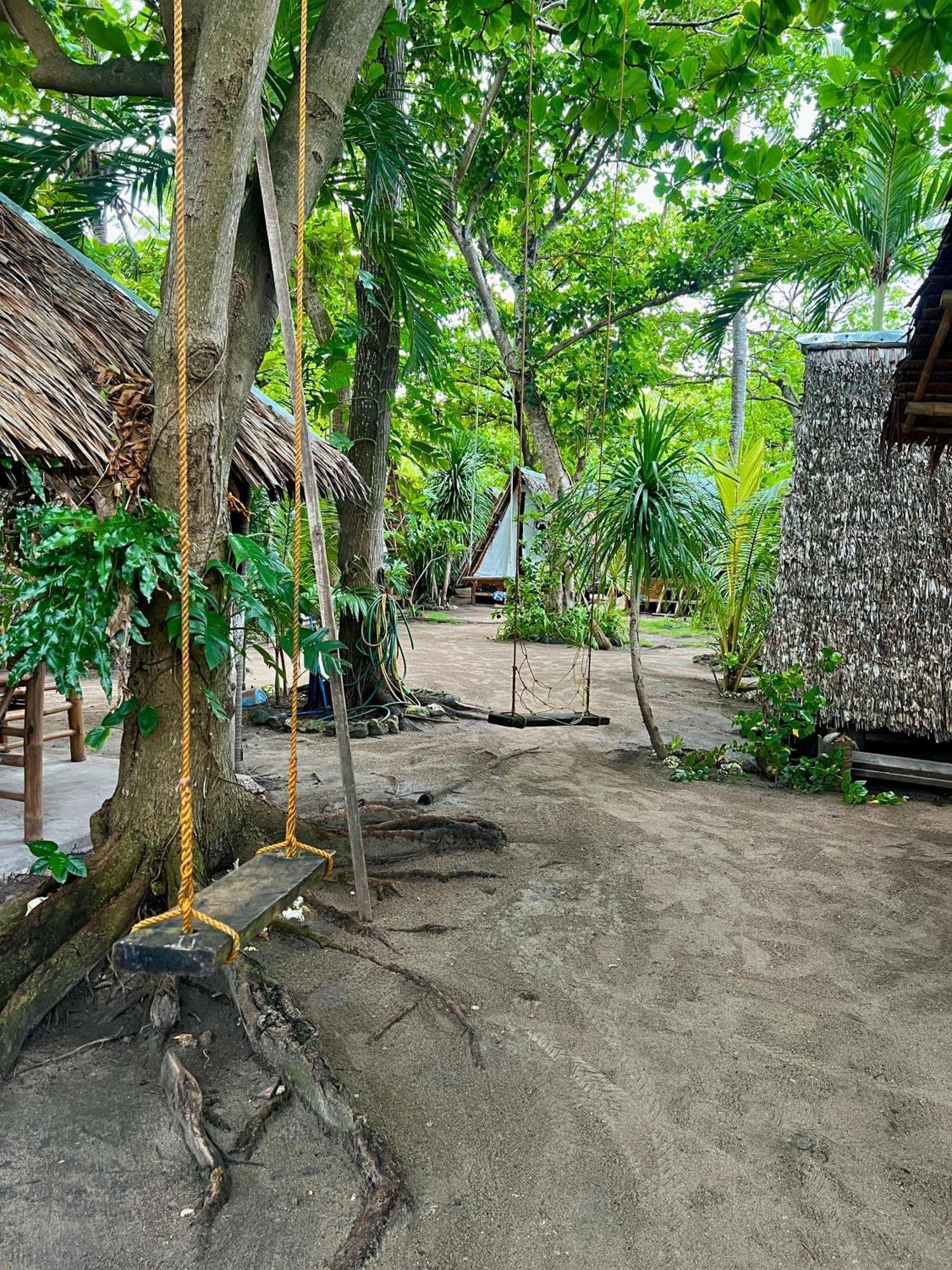 Georgia'S Neverland Hostel Đảo Malapascua Ngoại thất bức ảnh