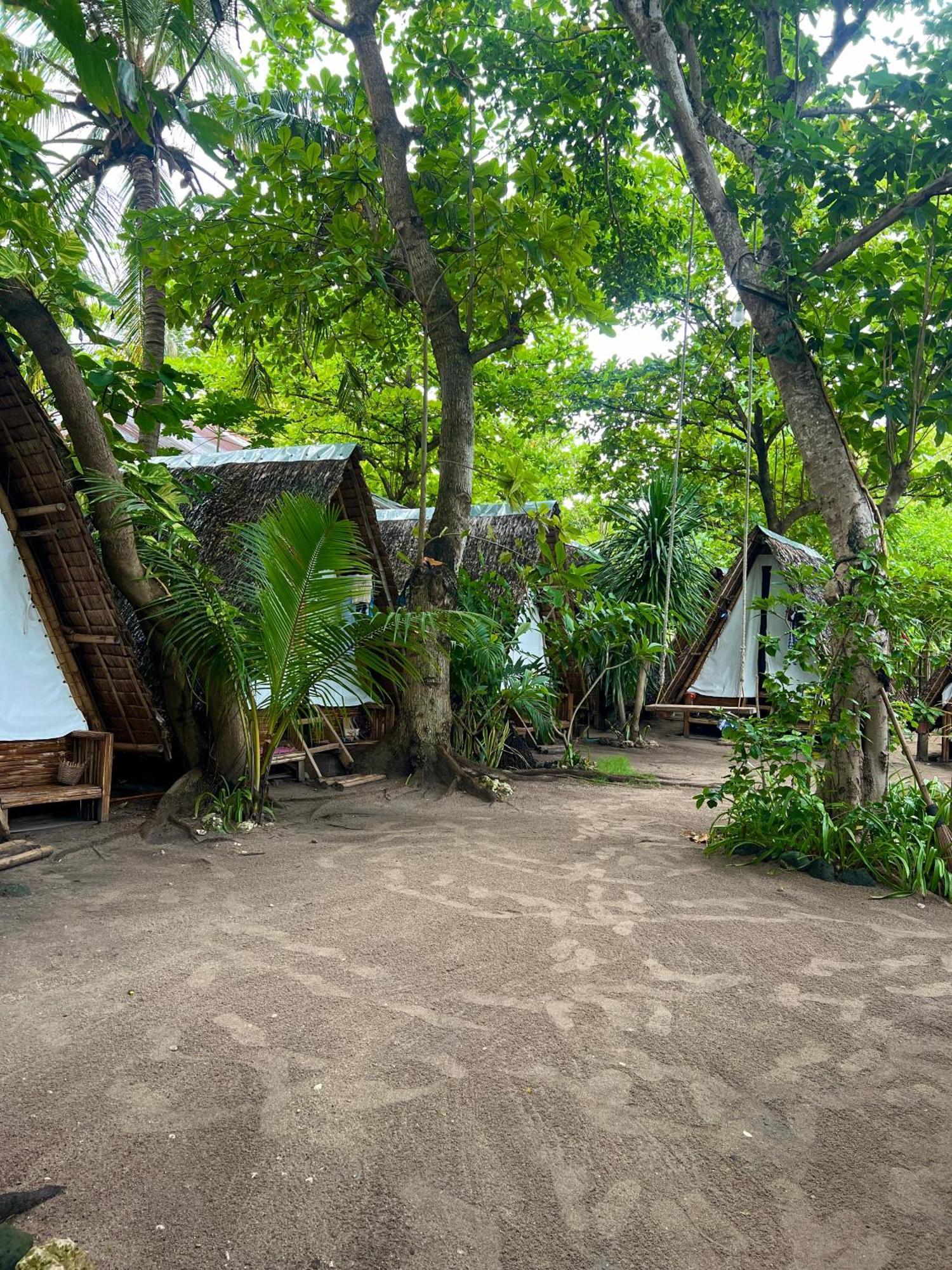Georgia'S Neverland Hostel Đảo Malapascua Ngoại thất bức ảnh